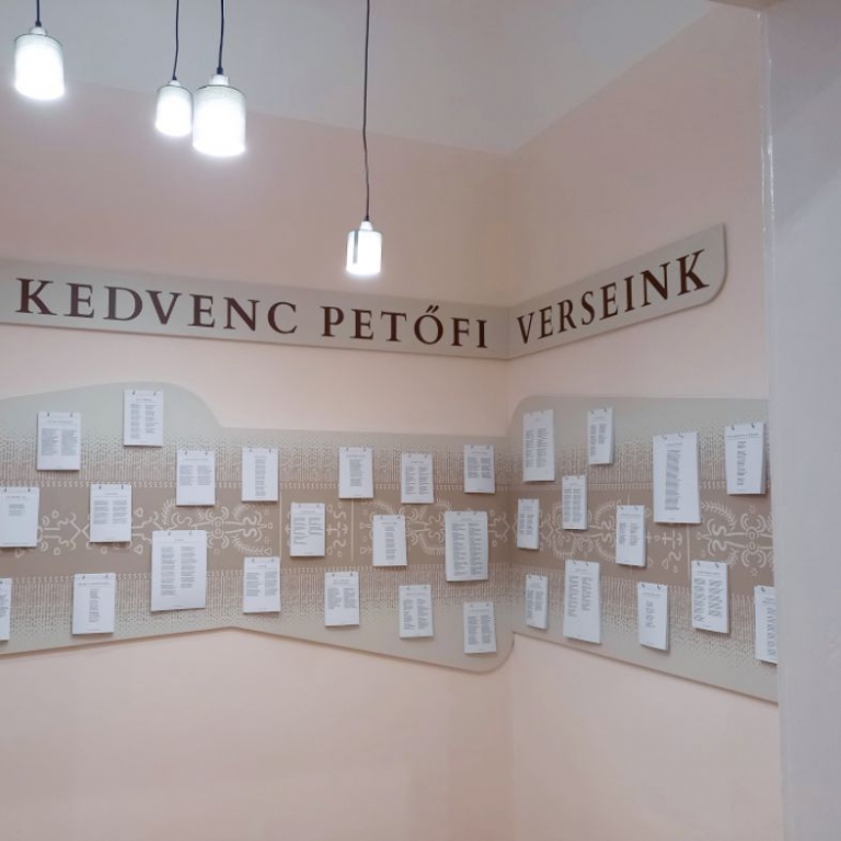 Letéphető, hazavihető Petőfi versek