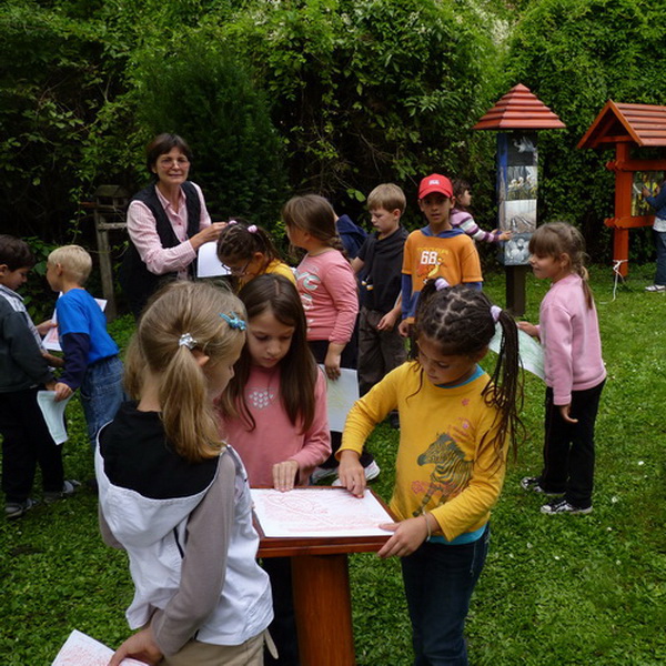 Embed Satírozótáblák