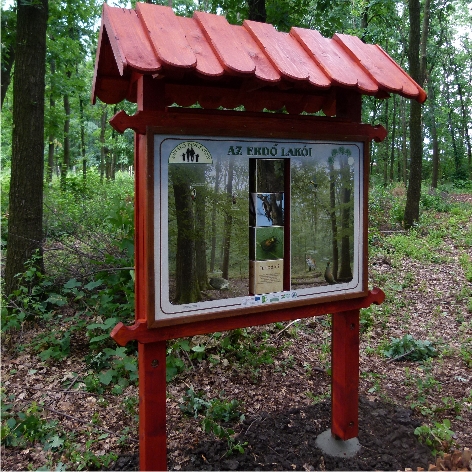 Tanösvény tábla forgatós oszloppal