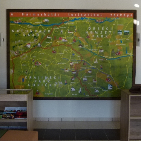 A 2m x 3m-es turisztikai térkép