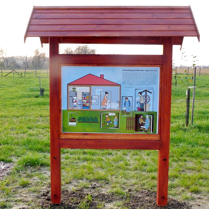 Interaktív tanösvénytábla a hulladékok csökkentéséről