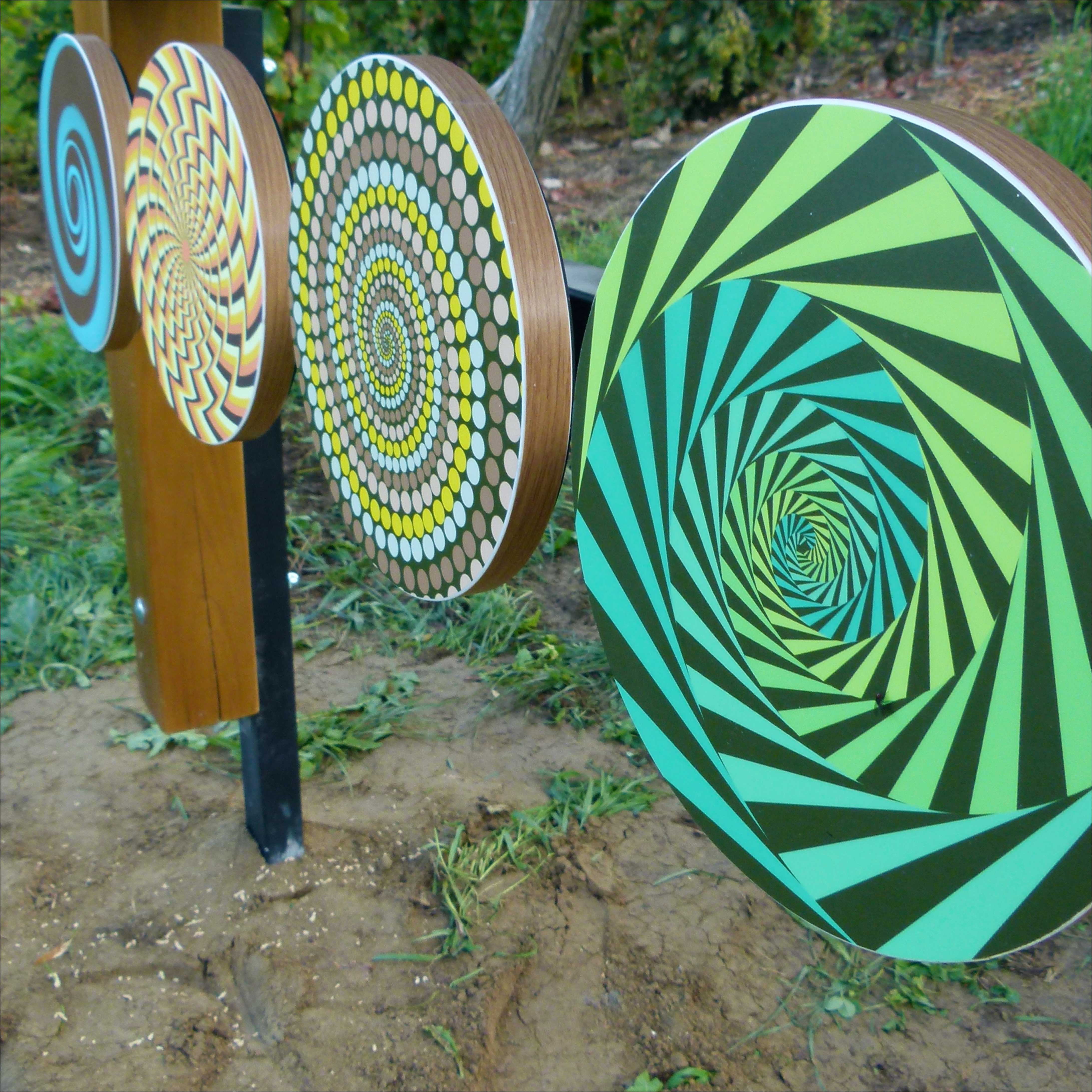 Csigavonalas forgatókerekek