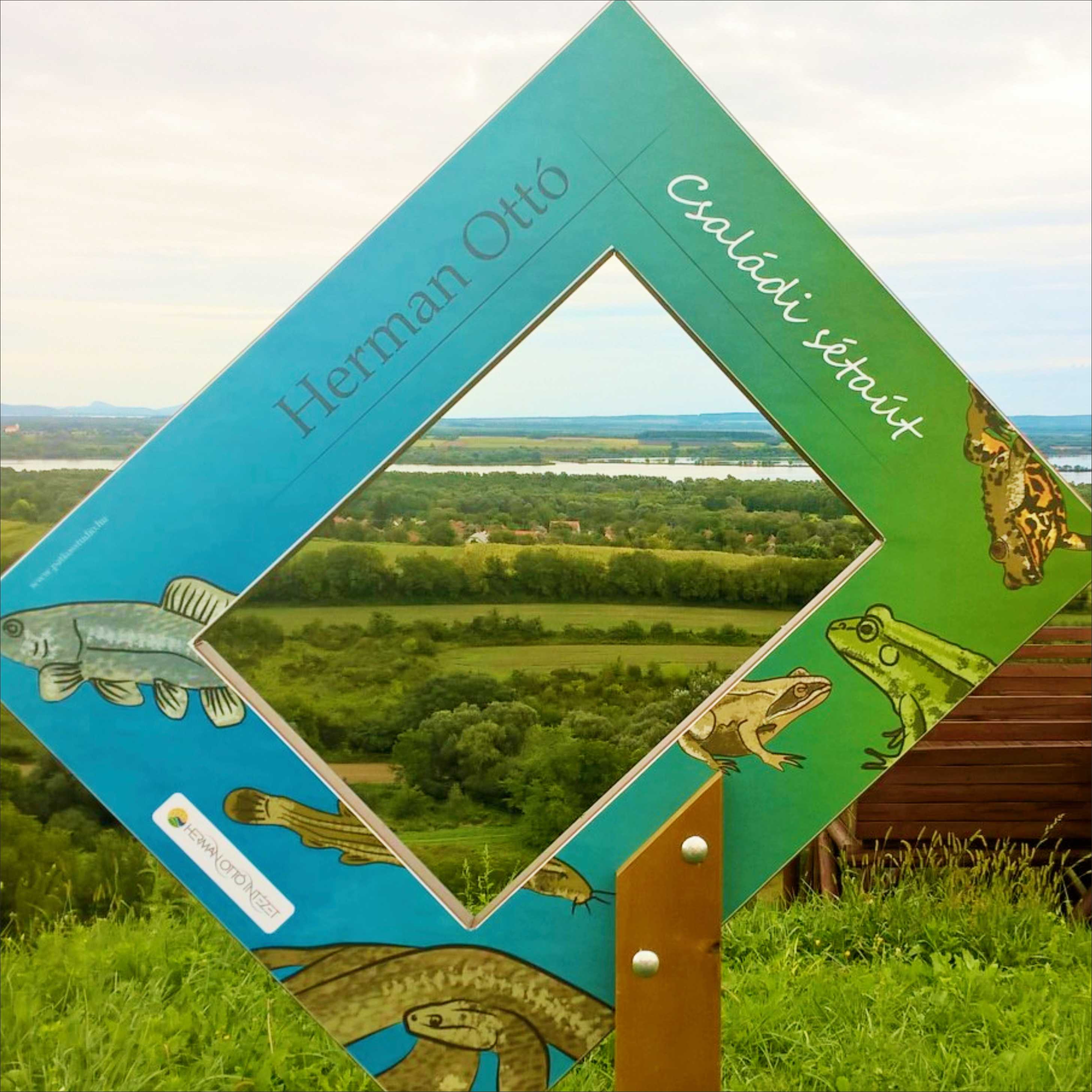 A képkeret segítségével játékos fotókat készíthetünk.