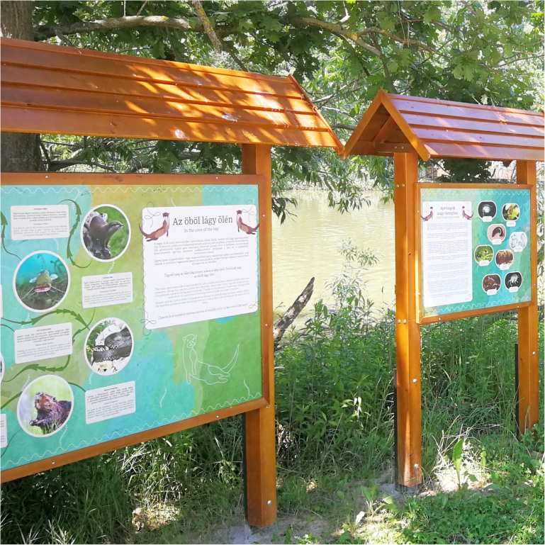 Interaktív tanösvénytáblák a parton