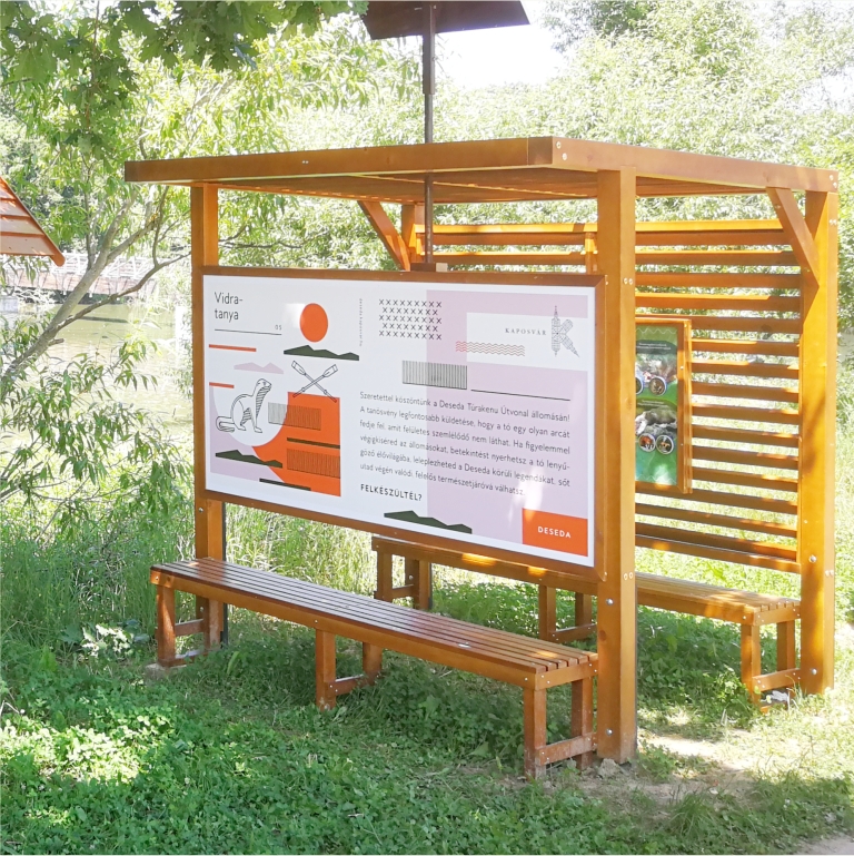 Pihenőhely interaktív táblákkal