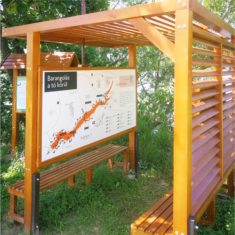 A pihenőhelyek árnyékot is adnak