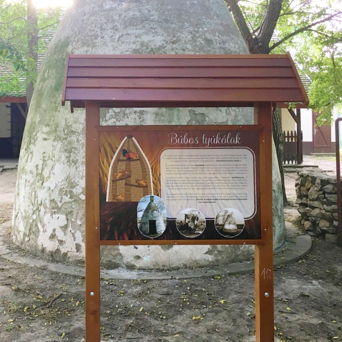 Búbos tyúkól - Bácsbokod népi építészetének jellegzetessége