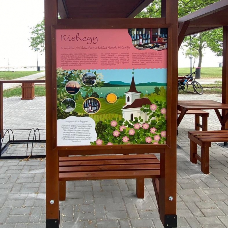 Interaktív tábla a pihenőben