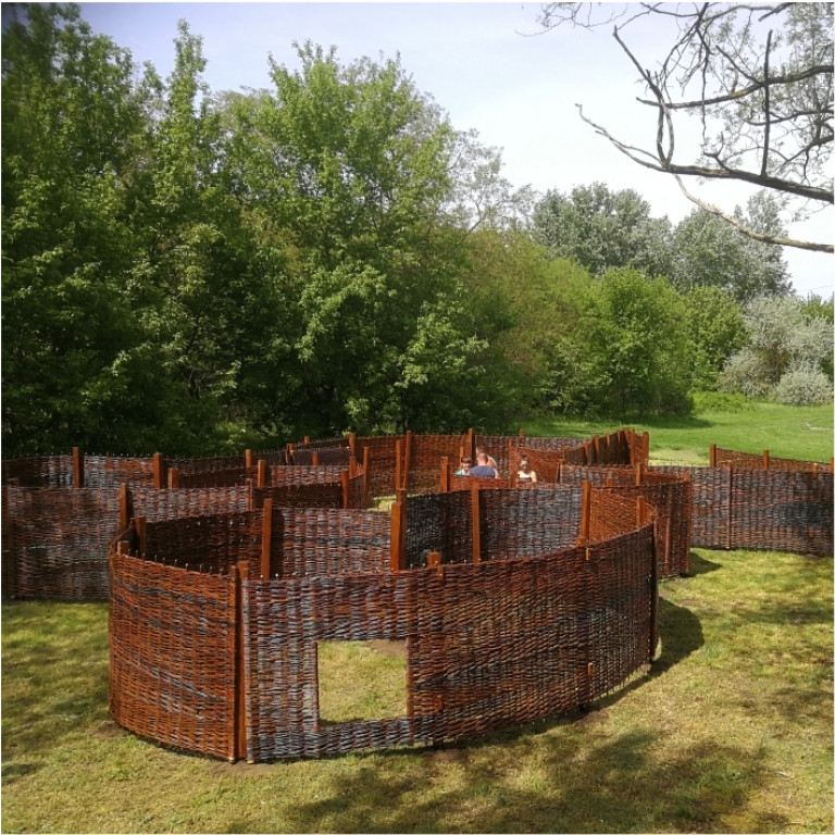 The huge labyrinth – Il labirinto immenso