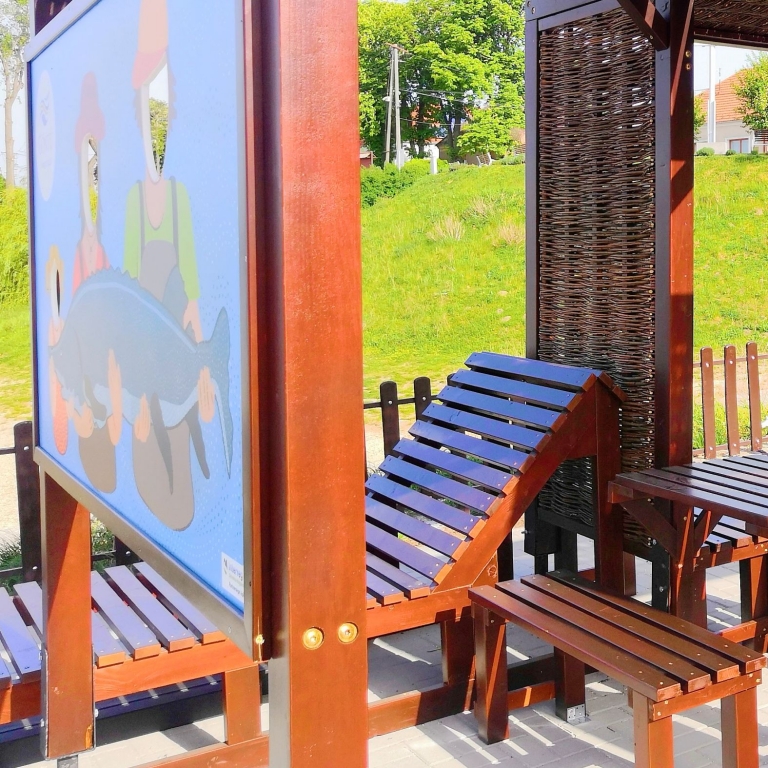 Interactive resting benches - Panchi di riposo interattivi