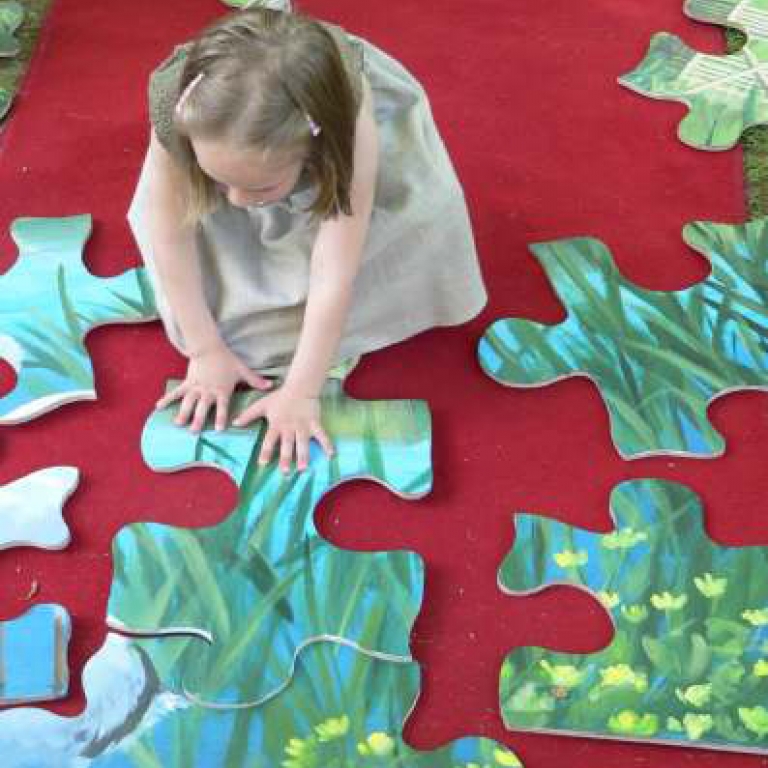 Óriás puzzle játékunk egyik első darabja