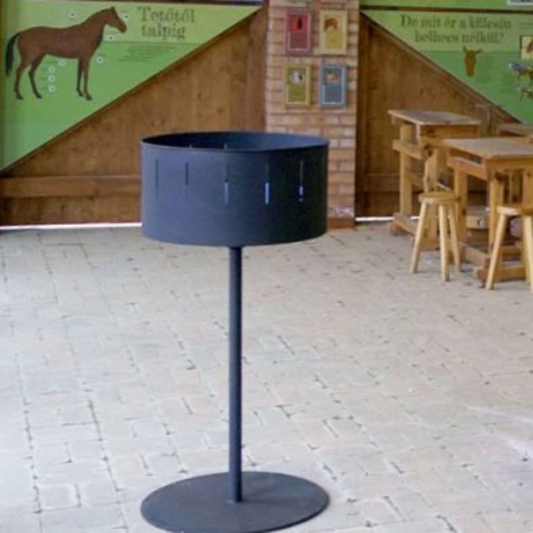 Zootróp állvánnyal interaktív kiállításon