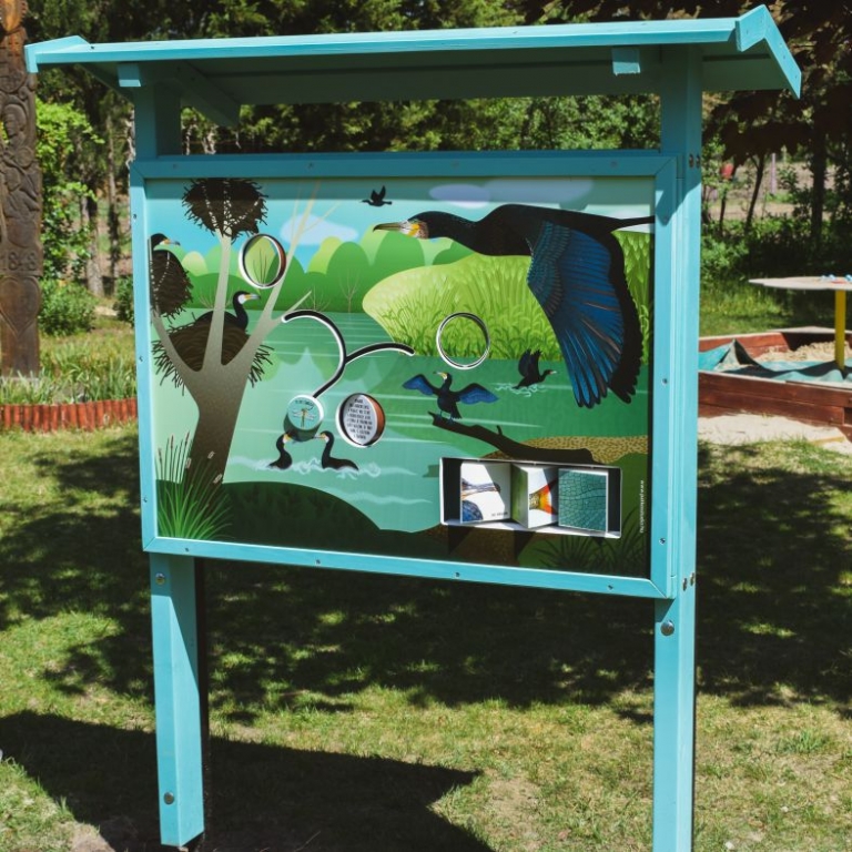 Kormorános tábla interaktív elemekkel