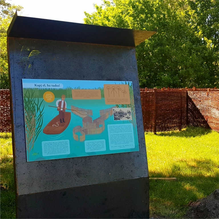 Interactive board about the old fishing methods - Pannello interattivo sui metodi antichi della pesca